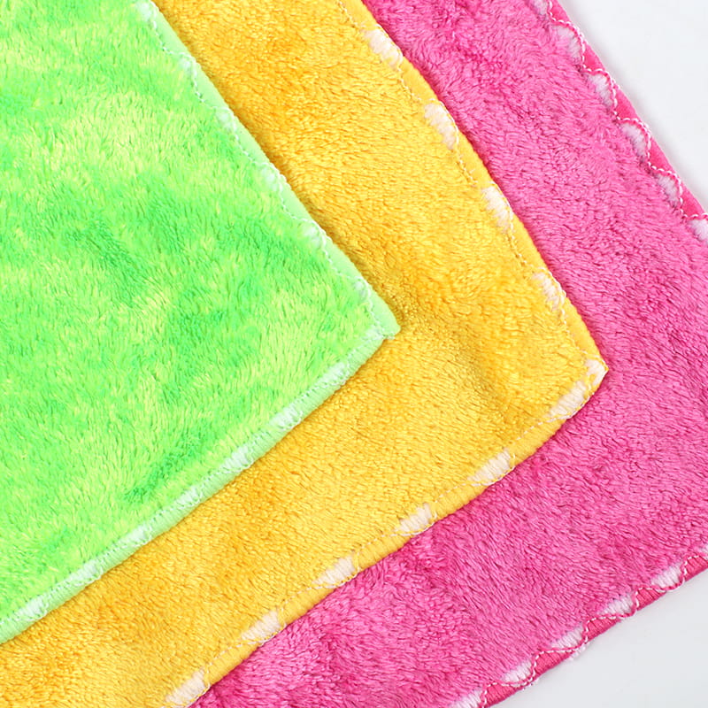 ¿Cómo mantener y limpiar las toallas de lavado de autos para mantener su efectividad y vida útil?